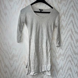 XS Beige Express Top with asymmetrical bottom and 3/4 sleeve